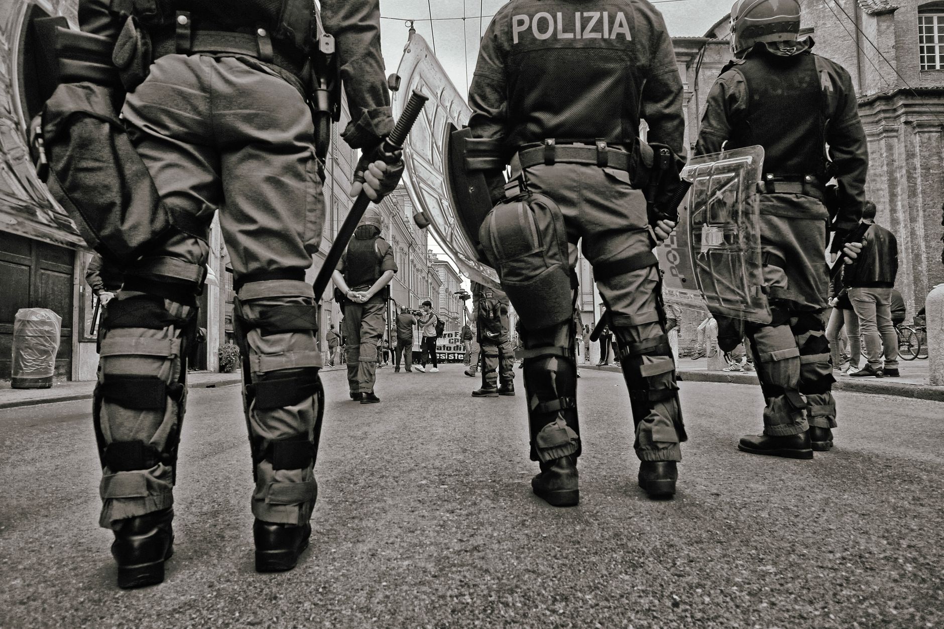 Busto Arsizio, tentata rapina sul treno: tre uomini arrestati