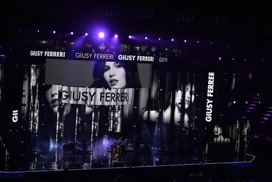 Giusy Ferreri a Varese il 15 ottobre con il suo primo romanzo