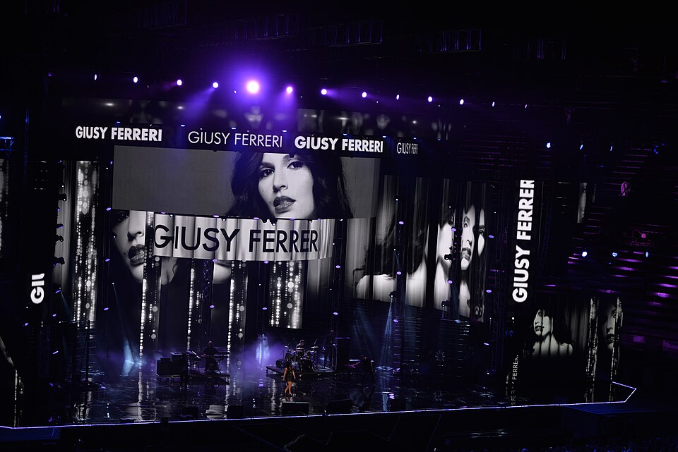 Giusy Ferreri a Varese il 15 ottobre con il suo primo romanzo