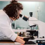 Lombardia, bando da 7 milioni per assumere ricercatori